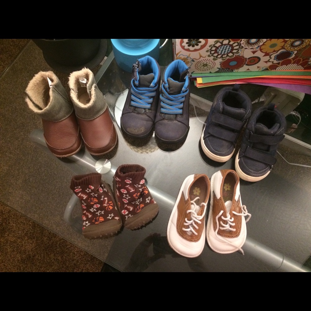 Size 6 toddler boy shoe lot